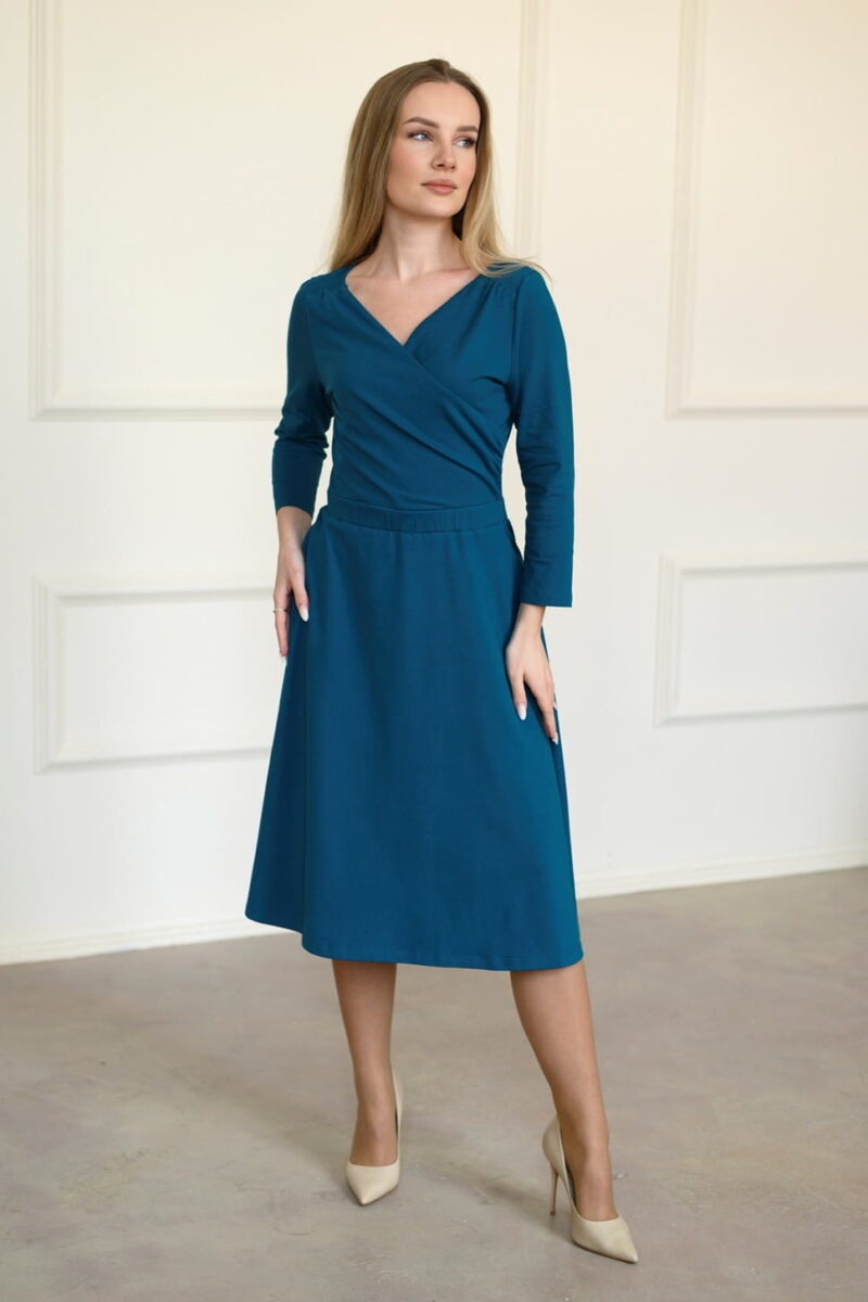 Kopertowa sukienka z dzianiny Kornelia Turkusowa