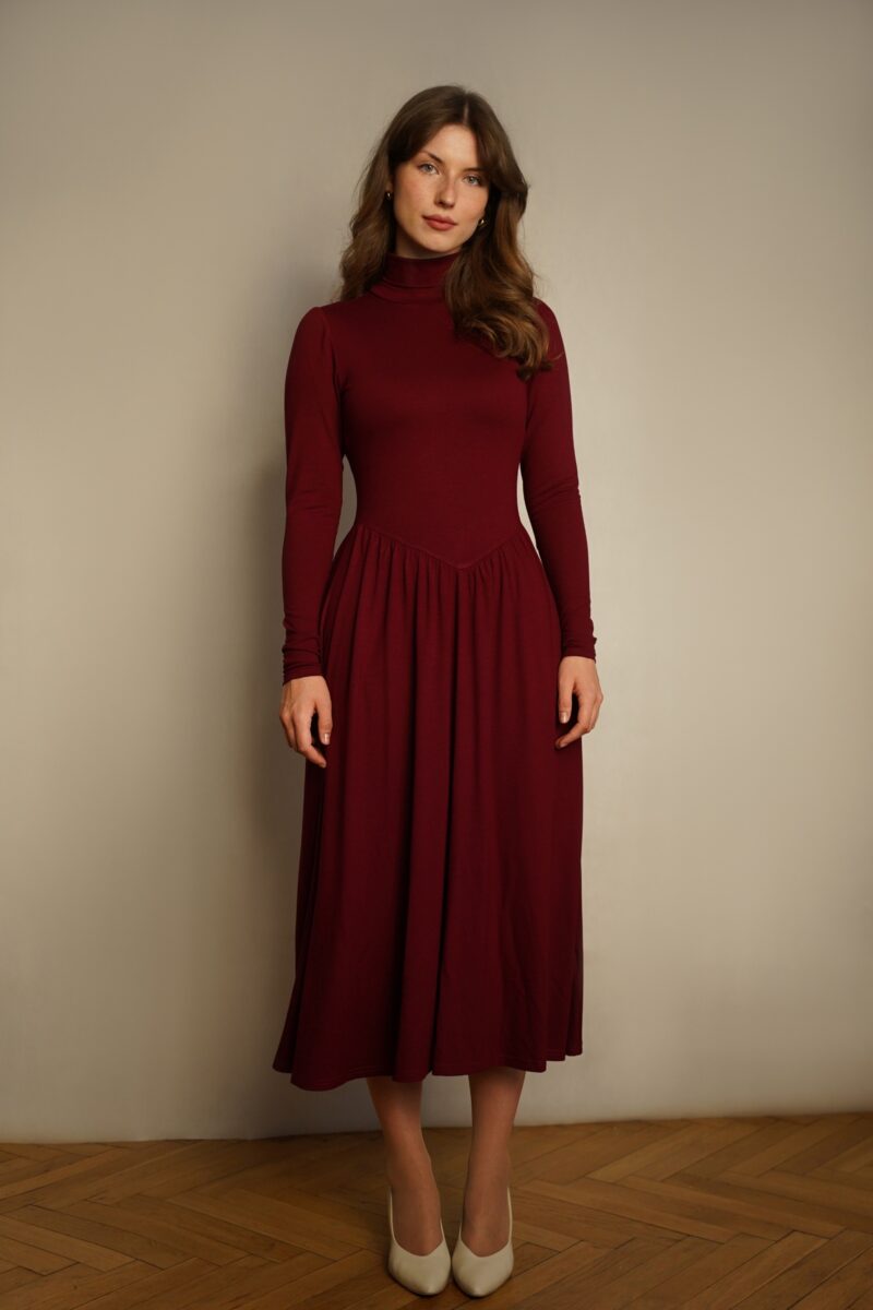 Sukienka golfowa Helena midi bordo